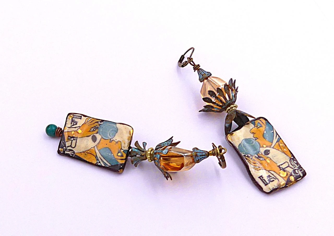 Pendientes de cerámica artesanal, latón patinado, vidrio facetado – photo 2